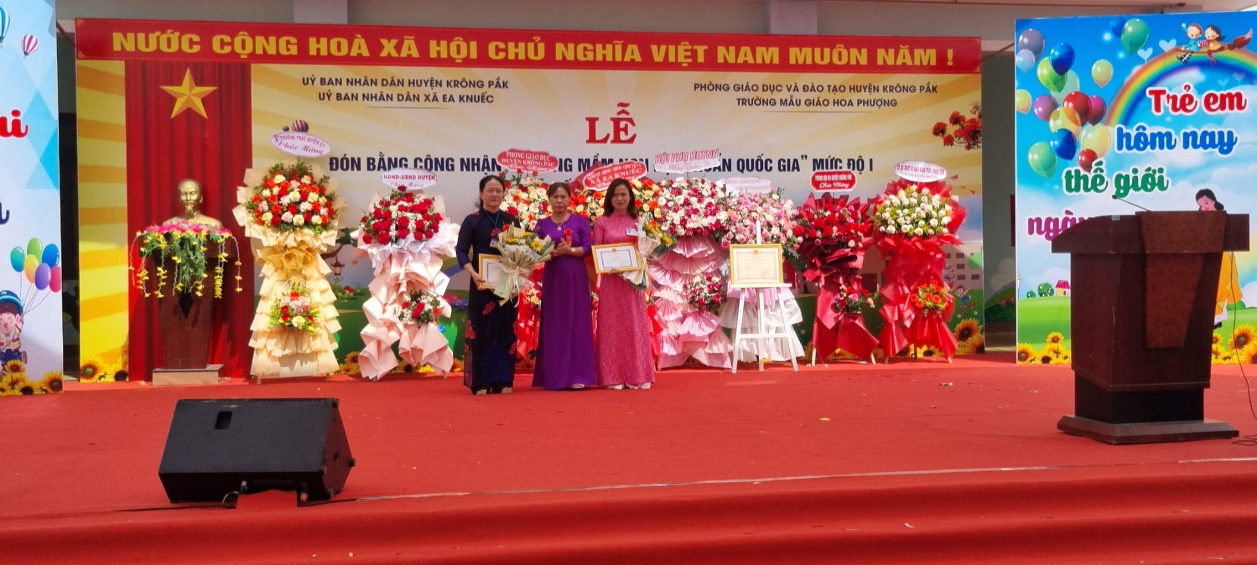 Chuẩn quốc gia 8